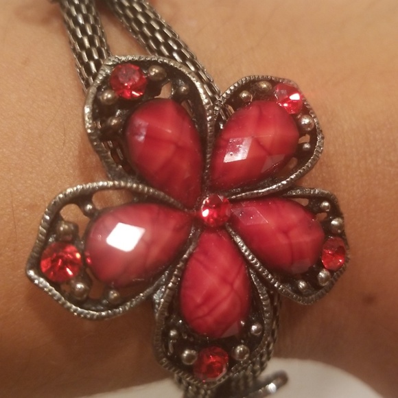 💥Red rhinestones flower bracelet - Picture 6 of 7